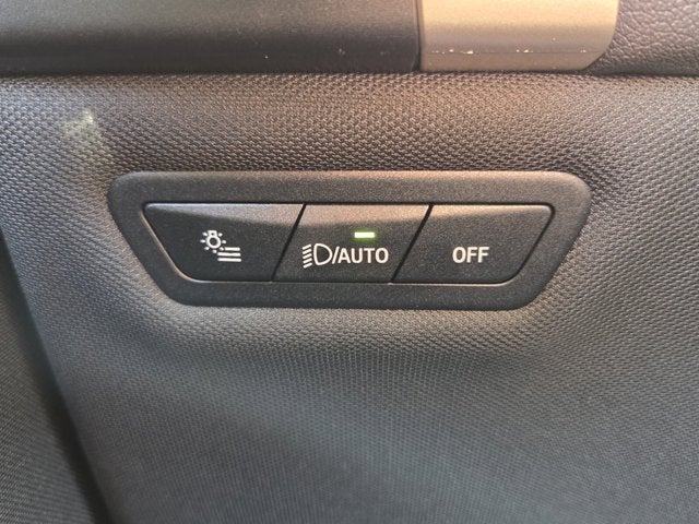 2025 BMW iX xDrive50