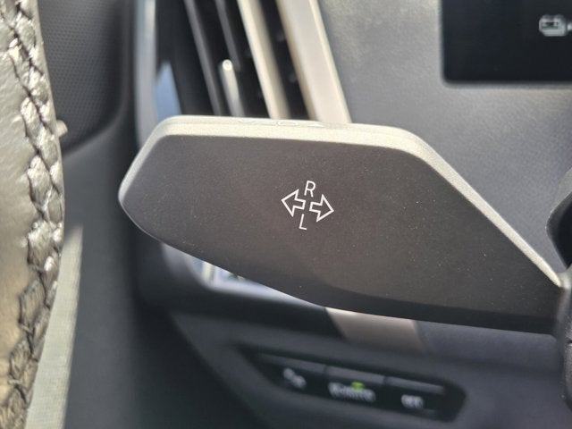 2025 BMW iX xDrive50