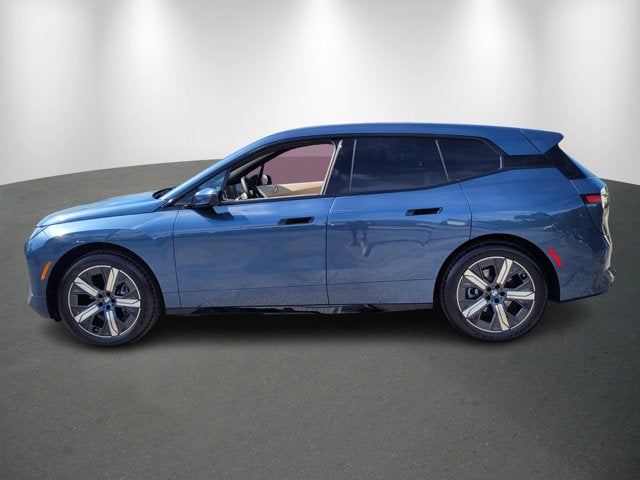 2026 BMW iX xDrive45