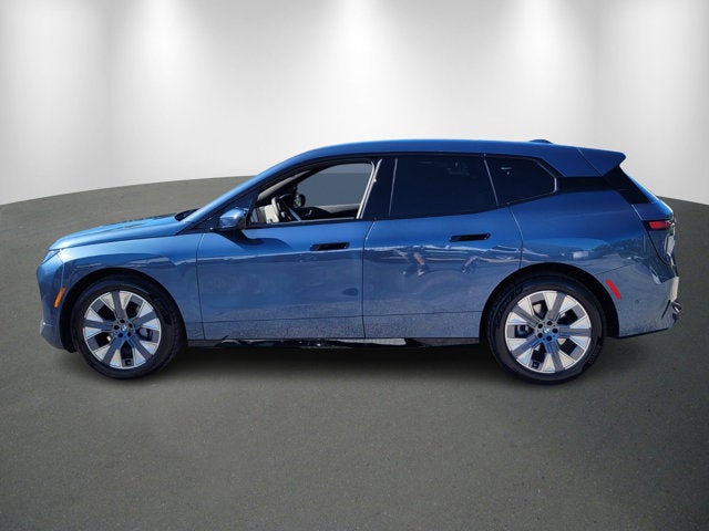 2026 BMW iX xDrive45