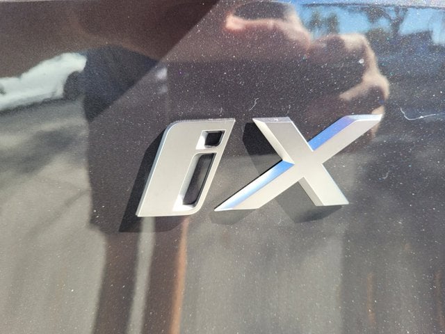 2026 BMW iX xDrive60