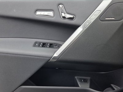 2026 BMW iX xDrive60