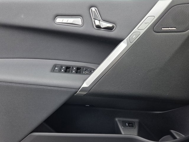 2026 BMW iX xDrive60