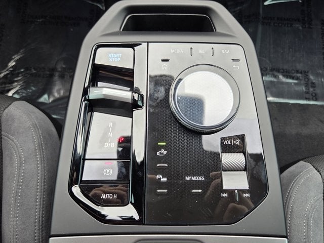 2026 BMW iX xDrive60