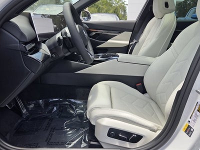 2027 BMW 550e 550e xDrive