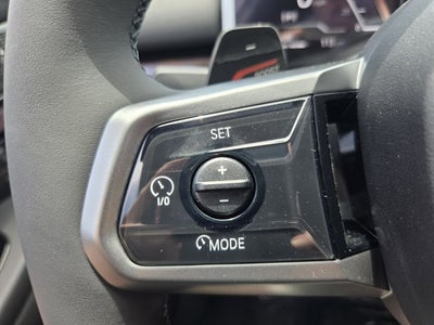 2027 BMW 550e 550e xDrive