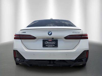 2027 BMW 550e 550e xDrive