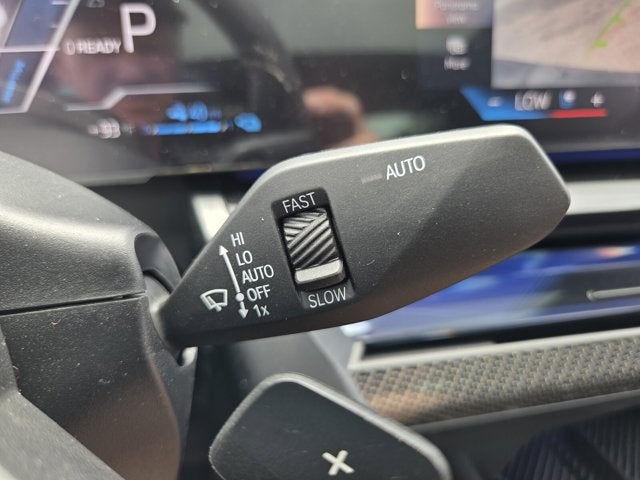 2027 BMW 550e 550e xDrive