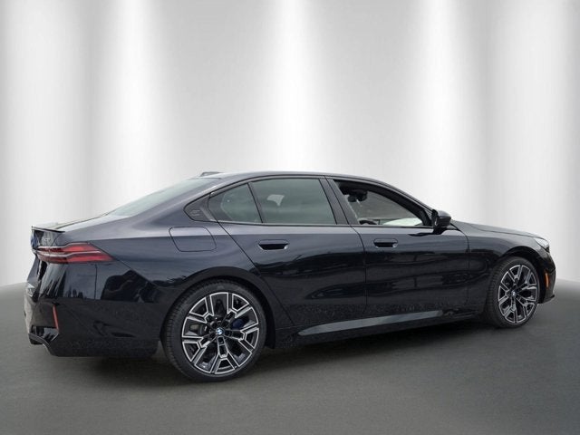 2027 BMW 550e 550e xDrive