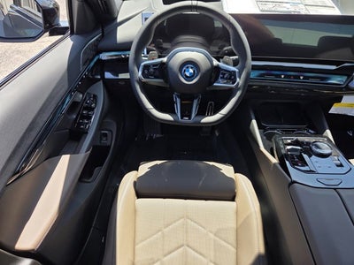 2027 BMW 550e 550e xDrive