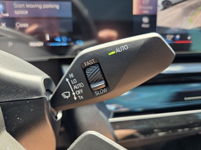 2027 BMW 550e 550e xDrive