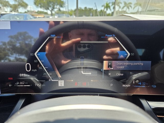 2027 BMW 550e 550e xDrive