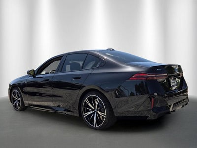2027 BMW 550e 550e xDrive