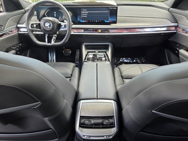 2023 BMW 740i 740i