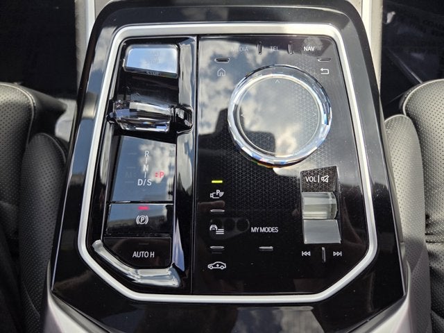 2023 BMW 740i 740i