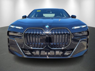 2026 BMW 740i 740i