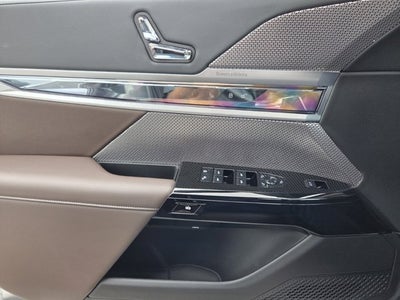 2023 BMW 740i 740i