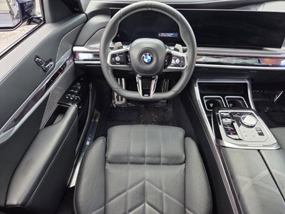 2023 BMW 740i 740i