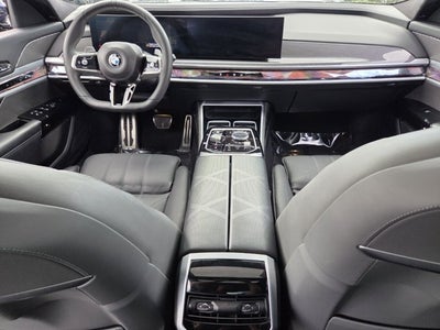 2023 BMW 740i 740i