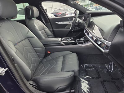 2023 BMW 740i 740i