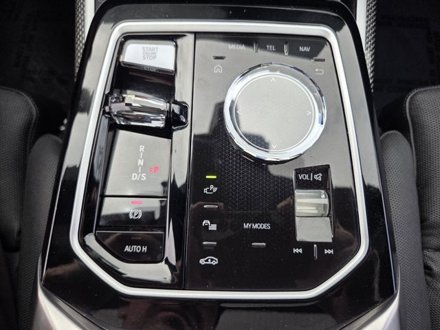 2023 BMW 740i 740i