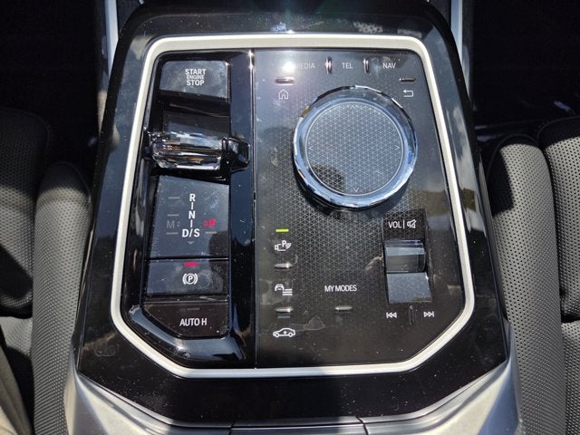 2026 BMW 740i 740i