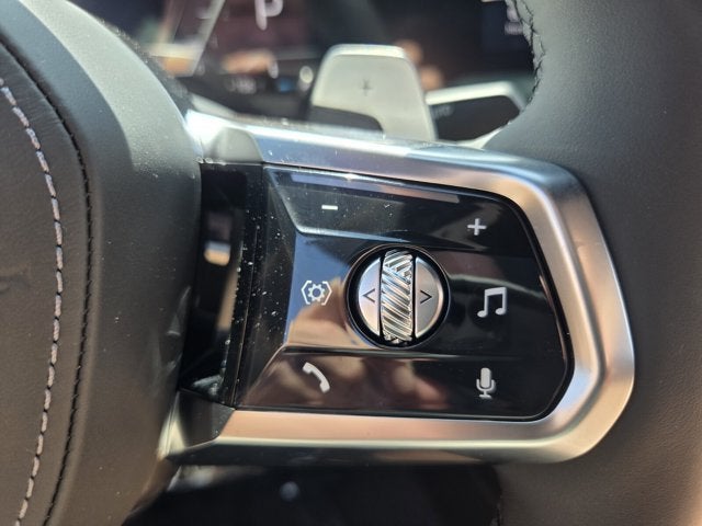 2026 BMW 740i 740i