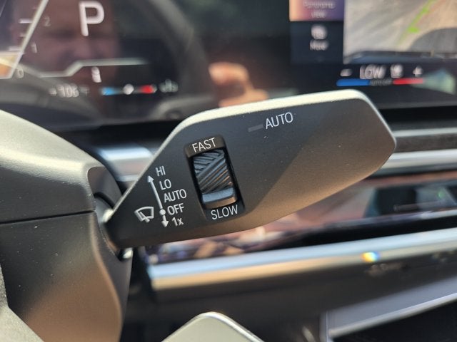 2026 BMW 740i 740i