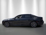 2026 BMW 740i 740i