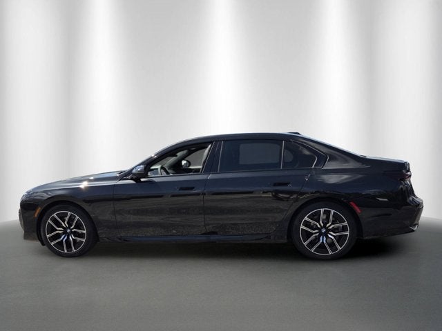 2026 BMW 740i 740i