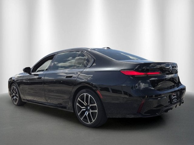 2026 BMW 740i 740i