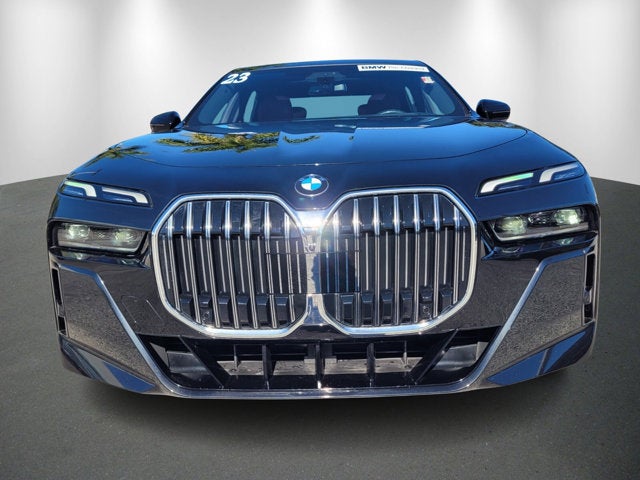 2023 BMW 740i 740i