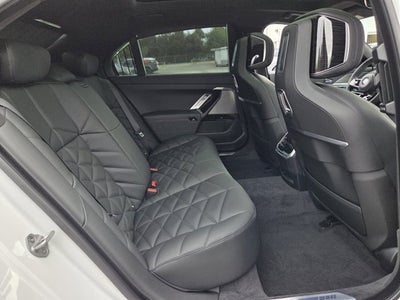 2026 BMW 740i 740i