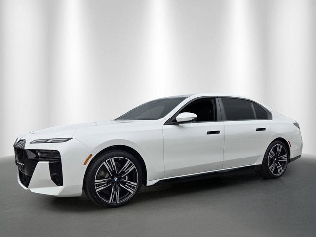 2026 BMW 740i 740i