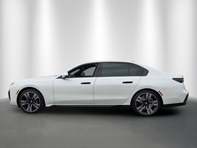 2026 BMW 740i 740i
