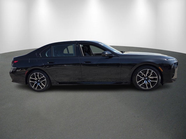 2025 BMW 7 Series 740i xDrive