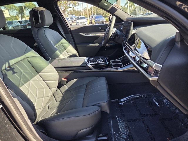 2024 BMW 760i 760i xDrive
