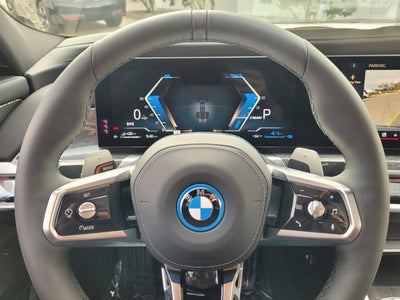 2025 BMW 750e xDrive 750e xDrive