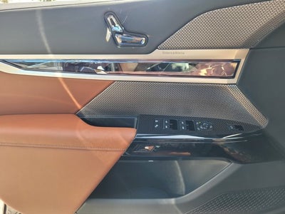 2026 BMW 750e xDrive 750e xDrive