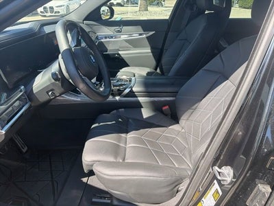 2024 BMW 750e xDrive 750e xDrive