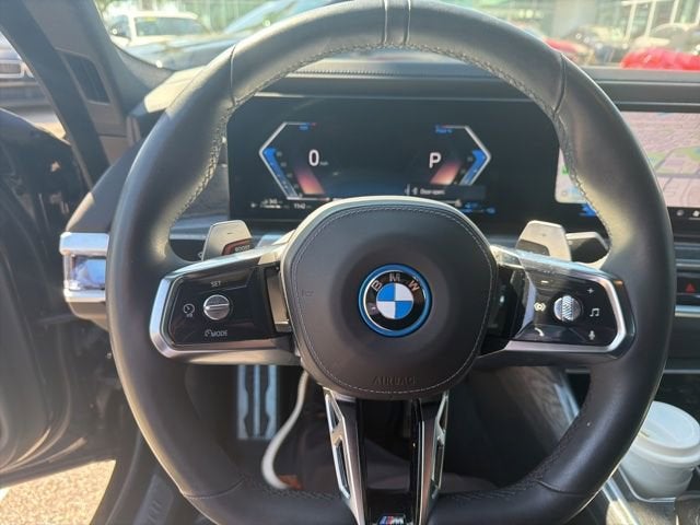 2024 BMW 750e xDrive 750e xDrive