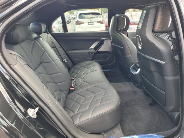 2026 BMW 750e xDrive 750e xDrive