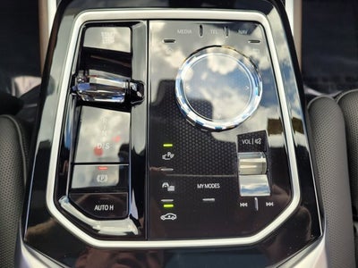 2026 BMW 750e xDrive 750e xDrive