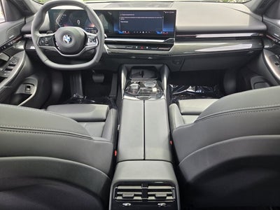 2024 BMW 530i 530i