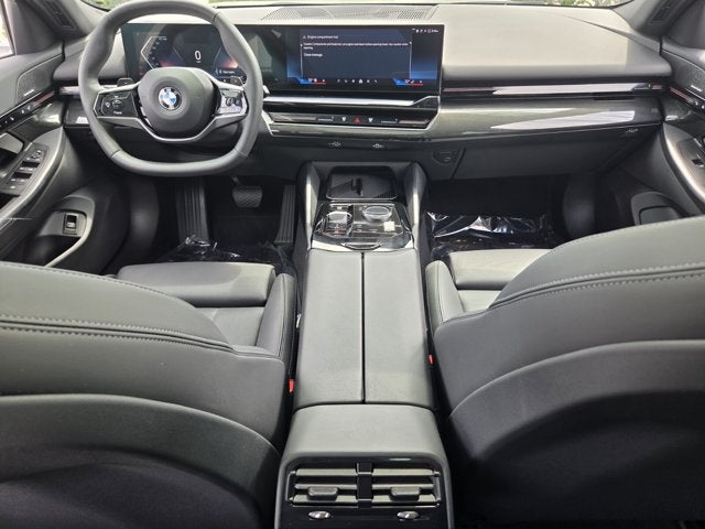 2024 BMW 530i 530i
