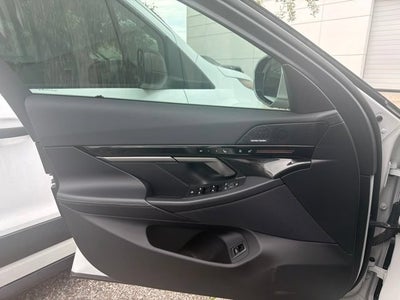 2024 BMW 5 Series 530i