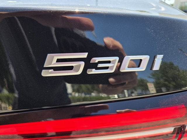 2027 BMW 530i 530i