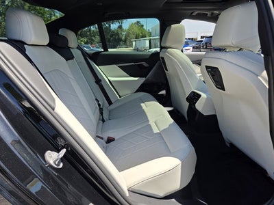 2027 BMW 530i 530i
