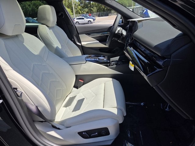 2027 BMW 530i 530i