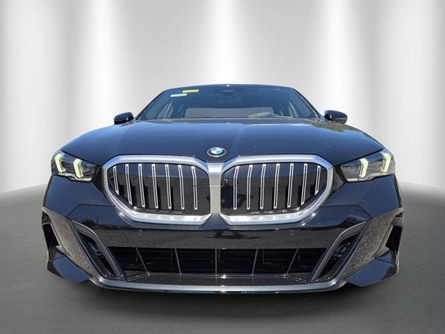 2027 BMW 530i 530i